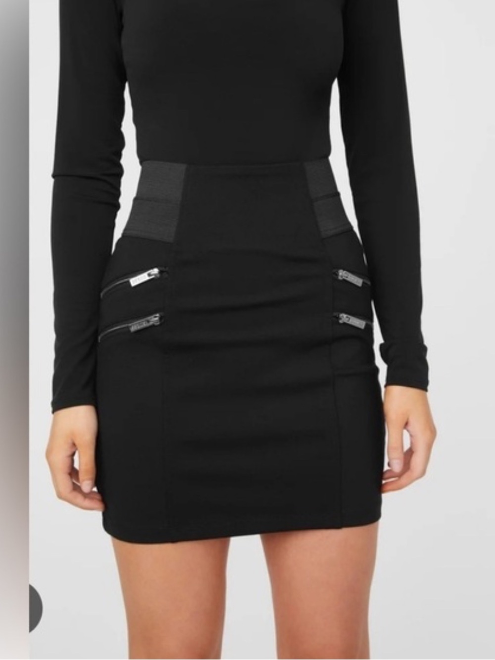 GUESS Daizy Knit Skirt Black Size L High Waist Zip Detail Mini NWOT